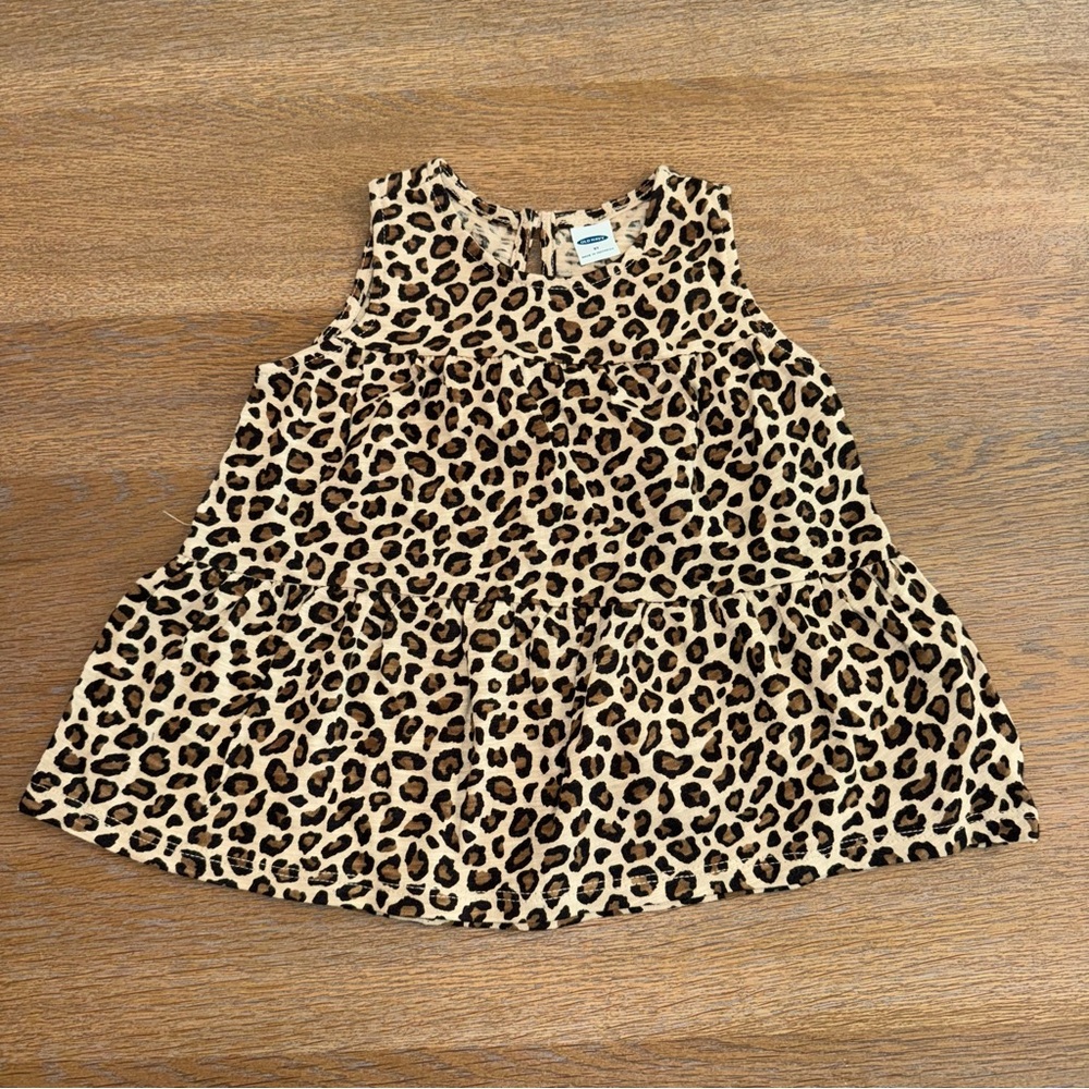 Old Navy Toddler Girl Leopard Print Tiered Sleeveless Top.
